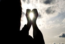 莆田股票配资:郑州配资公司-科技股史诗级暴涨！券商板块盘中再度走强 AI产业链股活跃